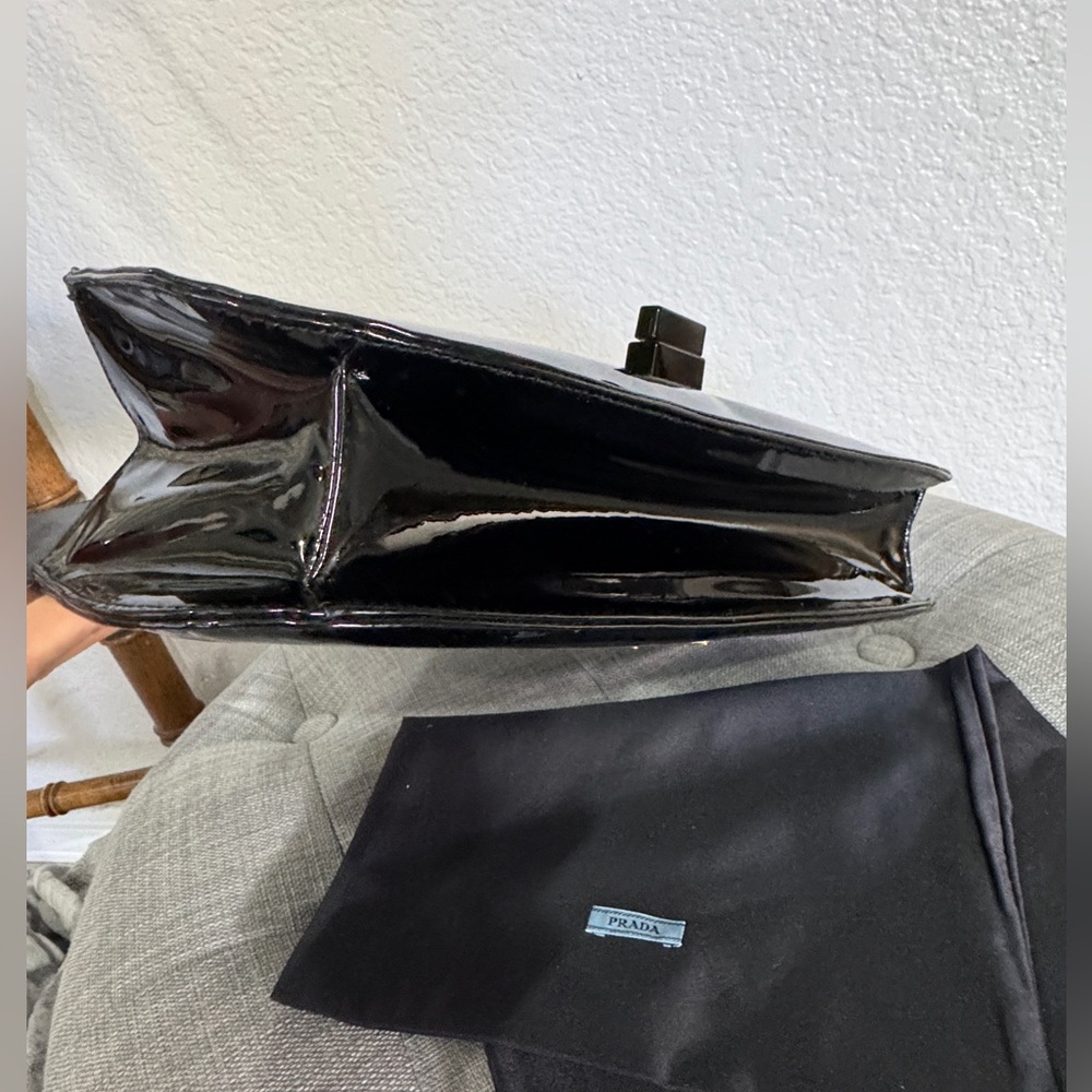 Prada pouch clutch patent leather Turlock bag - Picture 8 of 17